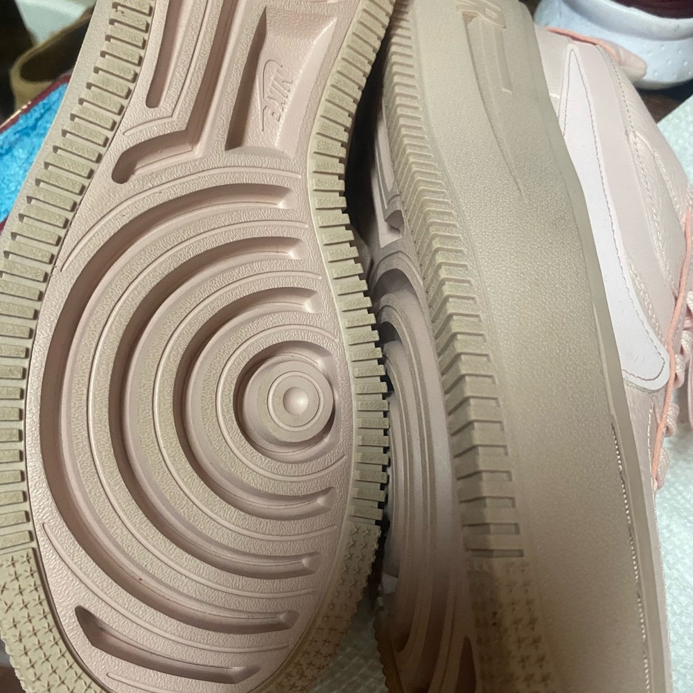 Shoes - Picture 9 of 9